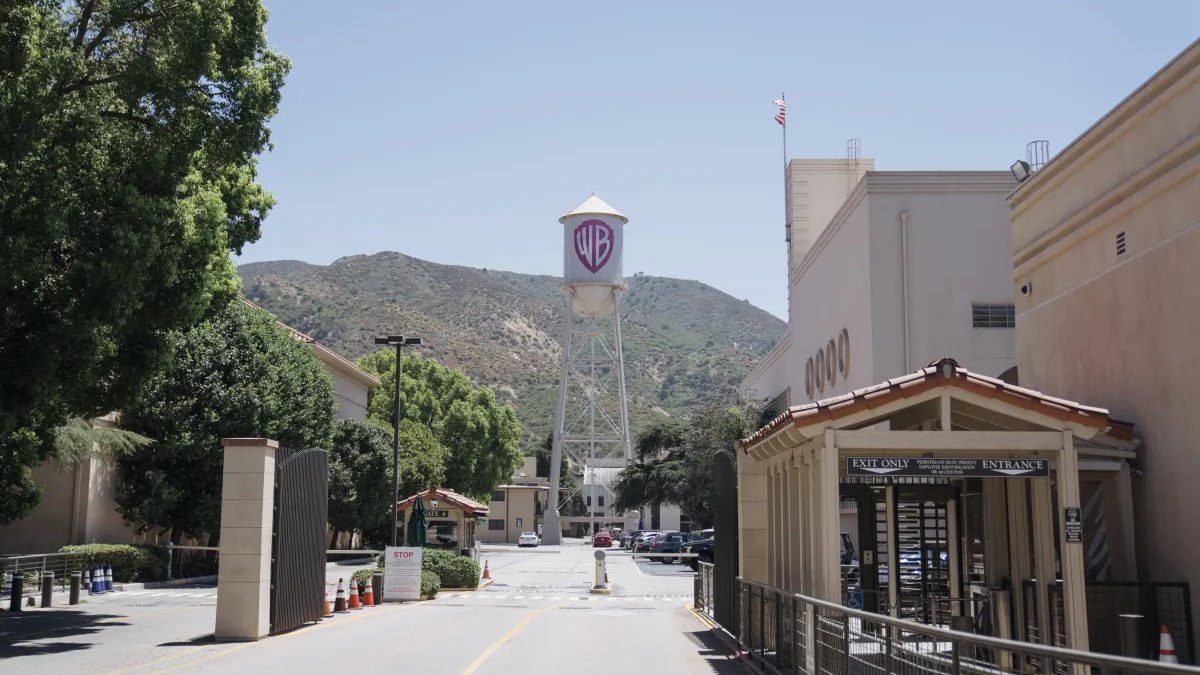 Paramount, Warner Bros. Discovery'yi 111 Milyar Dolara Bünyesine Kattı: Dijital Yayıncılıkta Tarihi Megadeal Resmi̇leşti