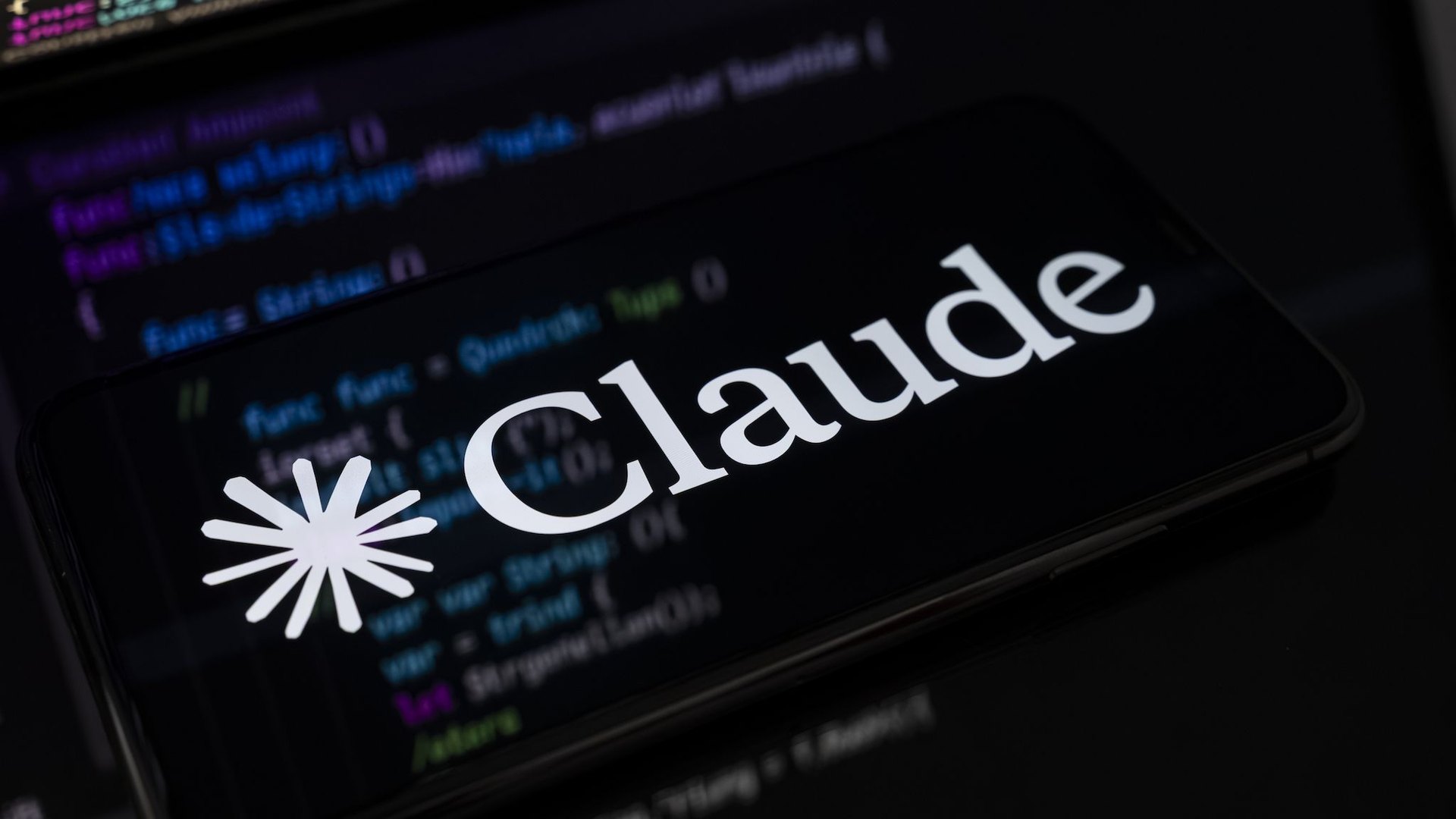 Tek bir geliştirici, Claude kullanarak Adobe Creative Suite'ü Rust ile yeniden yazdı